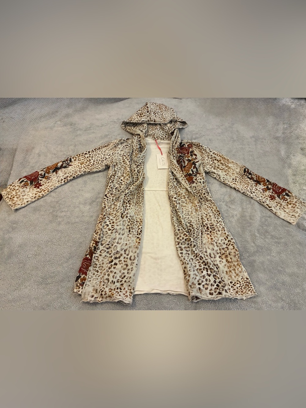 Women’s Caite Brand Cheetah Print Hooded Cardigan with Floral Accents Size Small